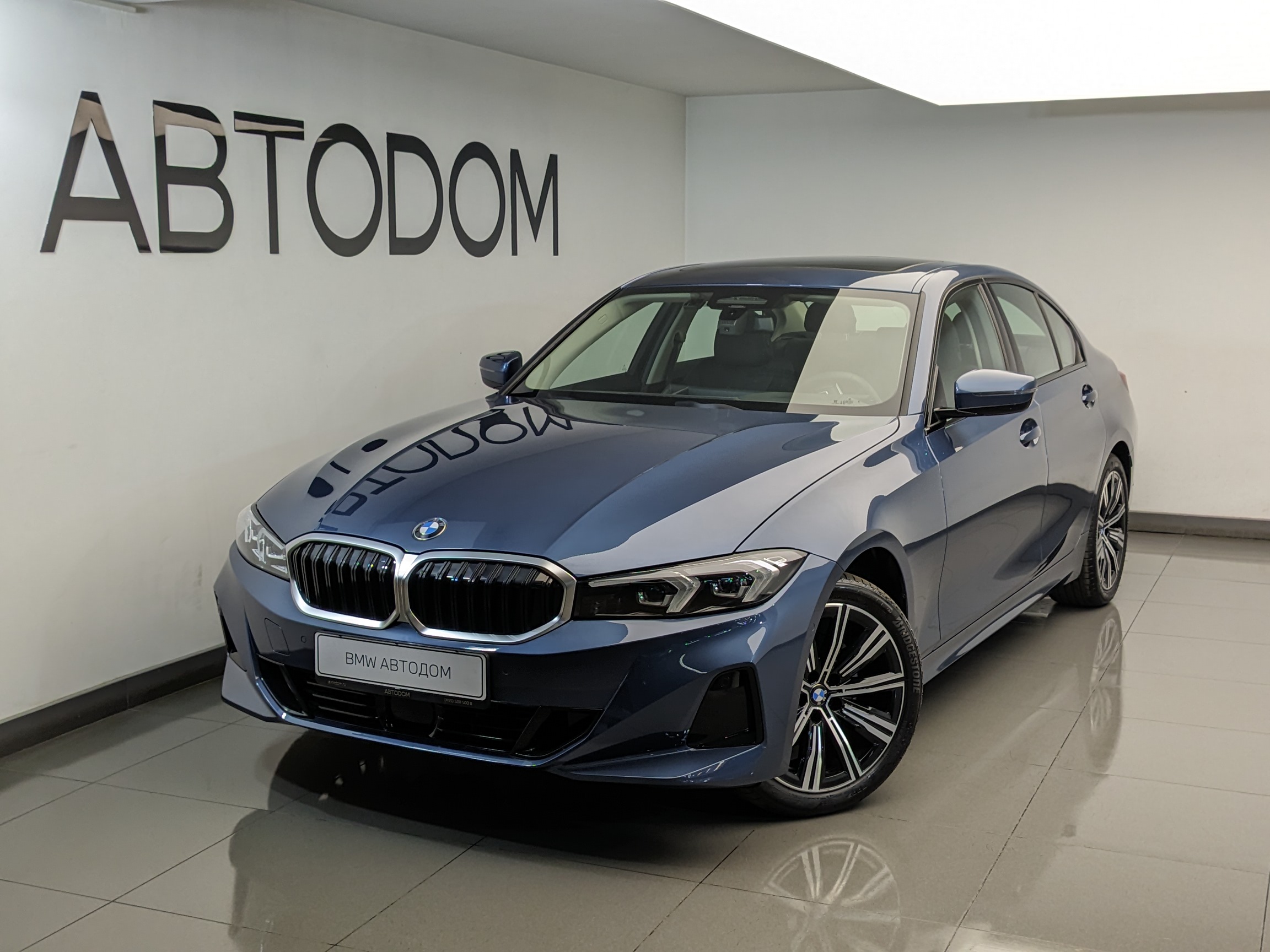 BMW 3 серии VII (G20/G21/G28) [2-й рестайлинг] 2.0 AT (184 л.с.) Base Синий 2025 