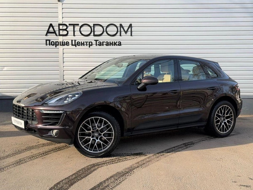 Автомобиль Porsche Macan I поколение 2.0 AMT 4WD (252 л.с.) Base Коричневый 2018 с пробегом 127 877 км