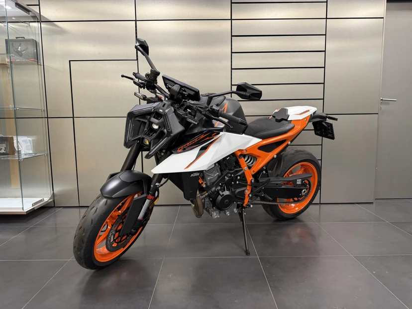 KTM 990 Duke R II поколение 990 Duke R Base Белый 2026