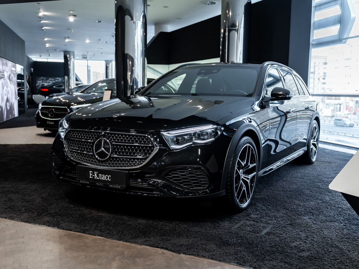Автомобиль Mercedes-Benz E-Класс VI поколение (W214/S214) 2.0d AT 4Matic (197 л.с.) Base Чёрный 2025 с пробегом 7 100 км