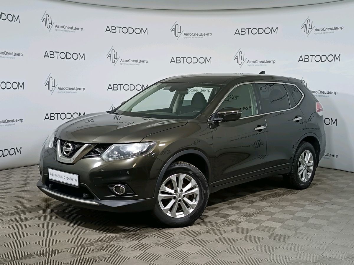 Автомобиль Nissan X-Trail III поколение (T32) 2.0 CVT (144 л.с.) SE Зелёный 2018 с пробегом 140 927 км